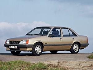 Opel Rekord 1982 года